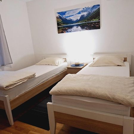 Apartment Silvia Zagreb Extérieur photo